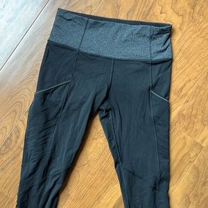 Lululemon leggings - full length, side pockets